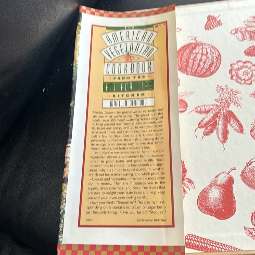 VEG. COOK BOOK - Picture 4 of 11